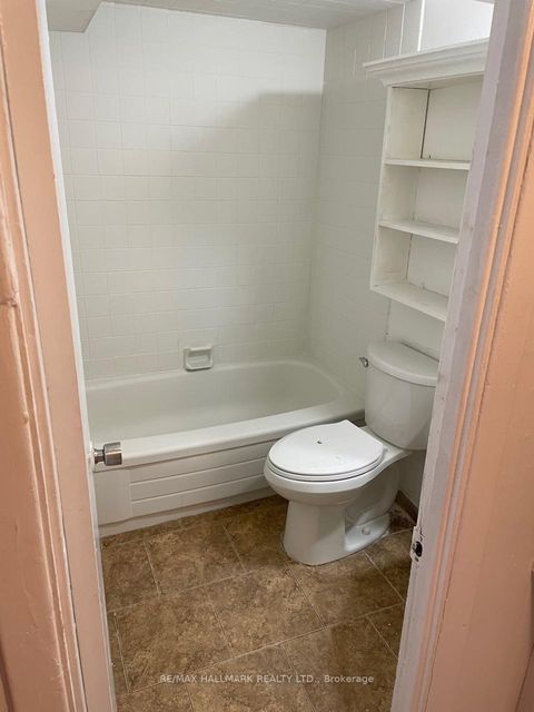 Photo 18 at 177 Carlton Street, Moss Park, Toronto