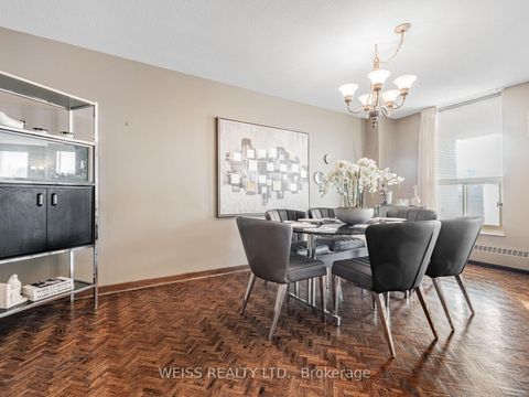 Photo 9 at 301 - 130 Neptune Drive, Lawrence, Toronto