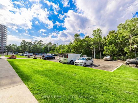 Photo 39 at 301 - 130 Neptune Drive, Lawrence, Toronto