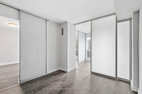 Photo 11 at 1910 - 10 Yonge Street, Waterfront Communities C1, Toronto