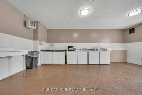 Photo 32 at 1415 - 260 Seneca Hill Drive, Don Valley Village, Toronto