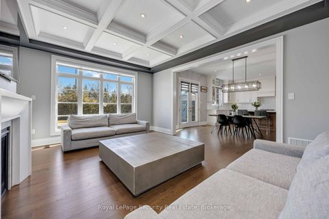 Photo 5 at 39 Endless Circle, Kleinburg, Vaughan