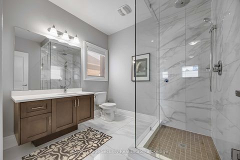 Photo 21 at 39 Endless Circle, Kleinburg, Vaughan