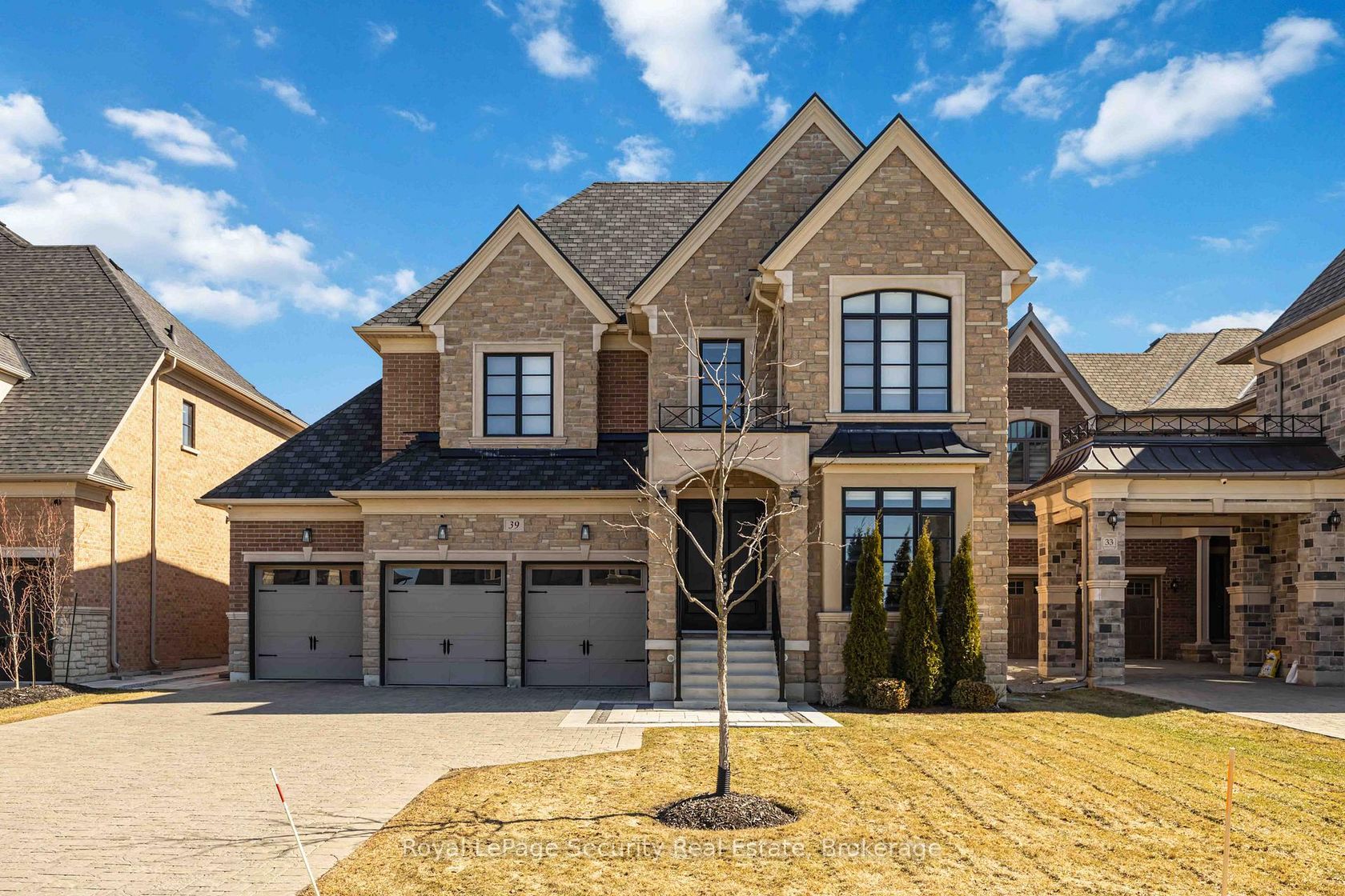 39 Endless Circle, Kleinburg, Vaughan photo number 2
