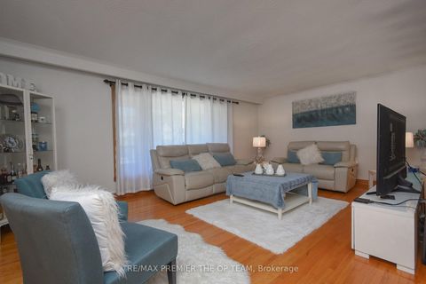 Photo 8 at 123 Willis Road, East Woodbridge, Vaughan