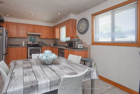 Photo 19 at 123 Willis Road, East Woodbridge, Vaughan