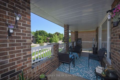 Photo 22 at 123 Willis Road, East Woodbridge, Vaughan