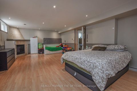 Photo 29 at 123 Willis Road, East Woodbridge, Vaughan