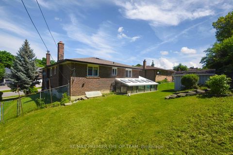 Photo 34 at 123 Willis Road, East Woodbridge, Vaughan