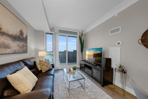 Photo 7 at 1117 - 9471 Yonge Street, Observatory, Richmond Hill