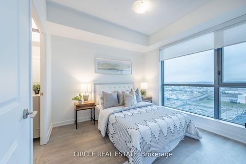 Photo 11 at 1503 - 120 Eagle Rock Way, Rural Vaughan, Vaughan