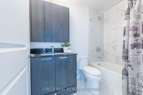 Photo 13 at 1503 - 120 Eagle Rock Way, Rural Vaughan, Vaughan