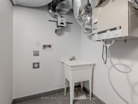 Photo 20 at 3106 - 60 Elizabeth Street S, Mill Pond, Richmond Hill