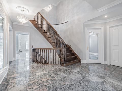 Photo 4 at 138 Elgin Mills Road W, Westbrook, Richmond Hill