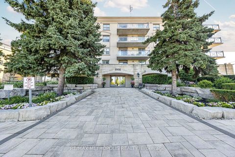 Photo 16 at 216 - 2500 Rutherford Road, Maple, Vaughan