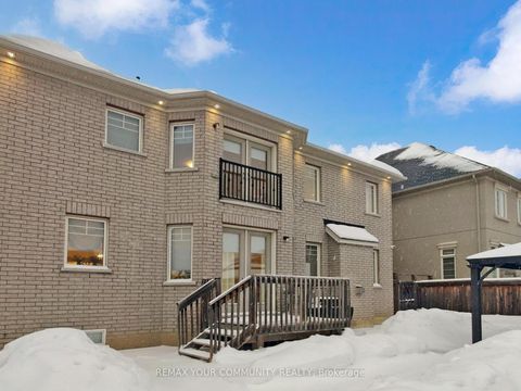 Photo 13 at 43 Fairmont Ridge Trail, Nobleton, King