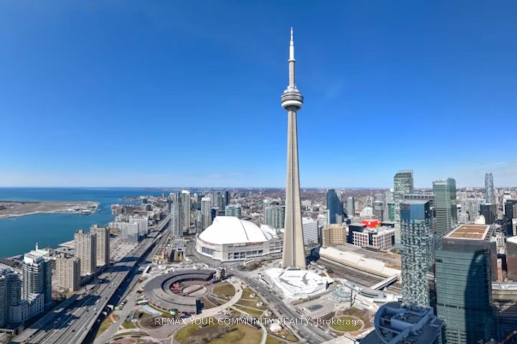 5707 - 14 York Street, Waterfront Communities C1, Toronto photo number 2