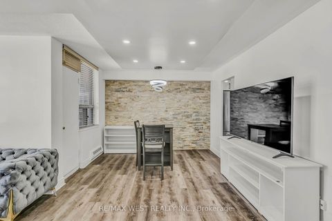 Photo 11 at 102 - 2825 Islington Avenue, Humber Summit, Toronto