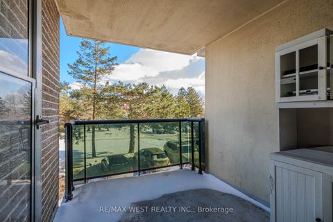 Photo 23 at 102 - 2825 Islington Avenue, Humber Summit, Toronto