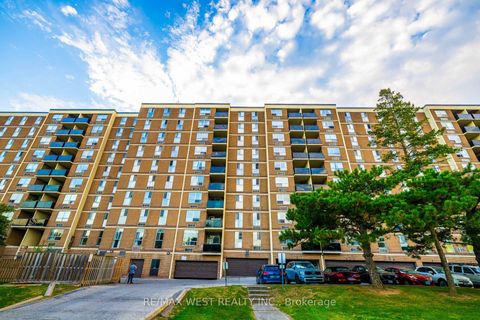 Photo 29 at 102 - 2825 Islington Avenue, Humber Summit, Toronto