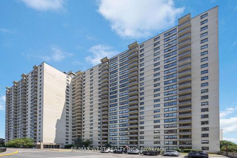 Photo 8 at 1416 - 370 Dixon Road, The Westway, Toronto