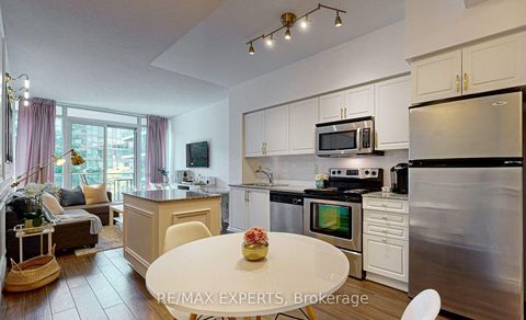 Photo 12 at 355 - 209 Fort York Boulevard, Niagara, Toronto