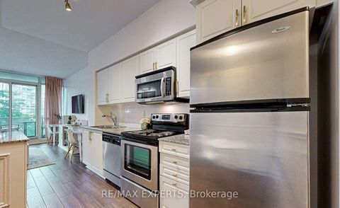 Photo 13 at 355 - 209 Fort York Boulevard, Niagara, Toronto