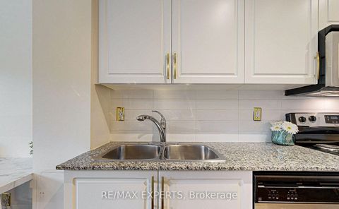 Photo 16 at 355 - 209 Fort York Boulevard, Niagara, Toronto