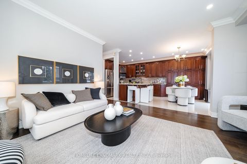 Photo 10 at 26 Monaco Crescent, Rouge Woods, Richmond Hill