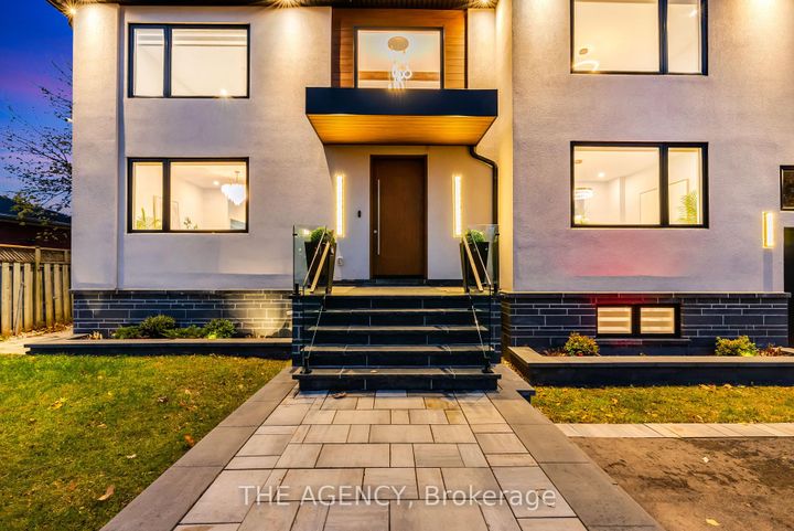 Photo 2 at 519 Third Line, WO West, Oakville