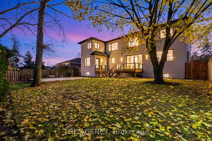 Photo 3 at 519 Third Line, WO West, Oakville