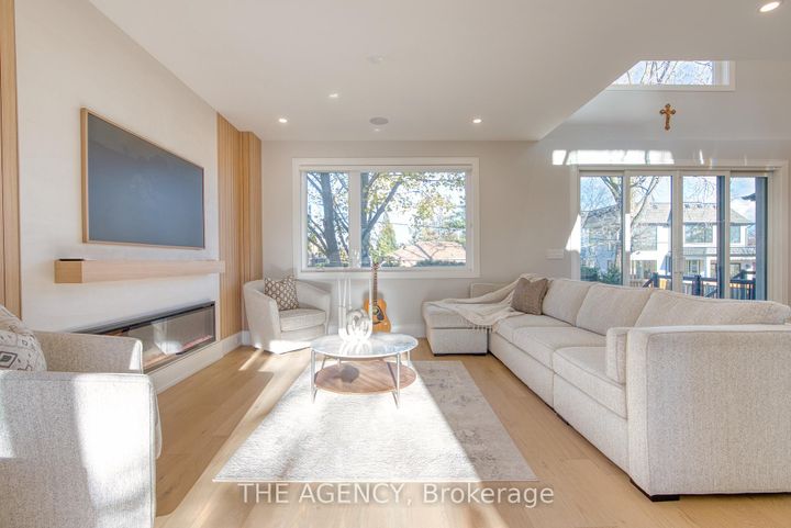 Photo 8 at 519 Third Line, WO West, Oakville