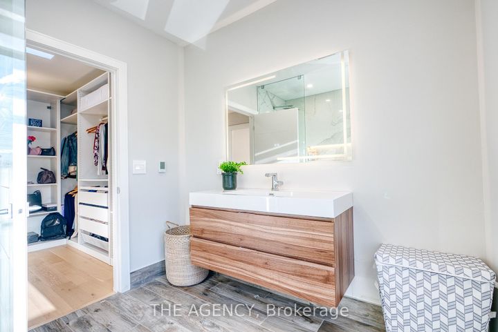 Photo 34 at 519 Third Line, WO West, Oakville