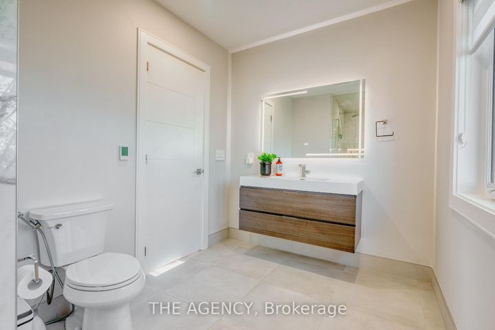 Photo 38 at 519 Third Line, WO West, Oakville