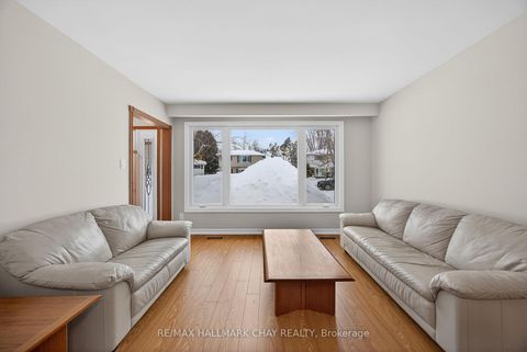 Photo 10 at 15 Curtiss Court, Grove East, Barrie