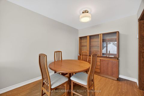 Photo 13 at 15 Curtiss Court, Grove East, Barrie