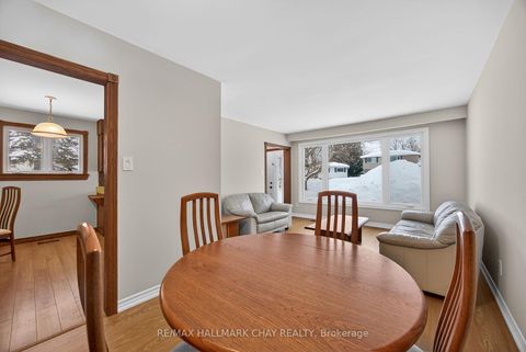 Photo 14 at 15 Curtiss Court, Grove East, Barrie