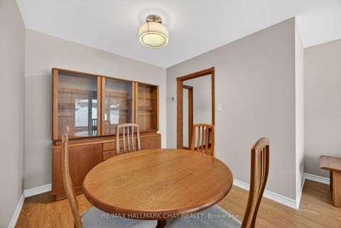 Photo 15 at 15 Curtiss Court, Grove East, Barrie