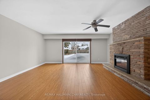 Photo 22 at 15 Curtiss Court, Grove East, Barrie