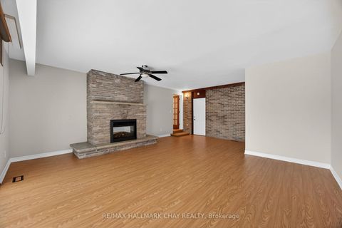 Photo 24 at 15 Curtiss Court, Grove East, Barrie