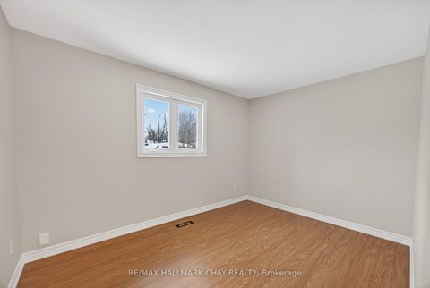 Photo 25 at 15 Curtiss Court, Grove East, Barrie