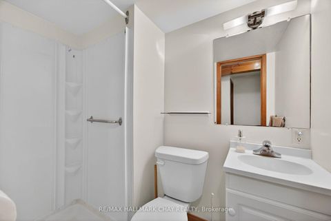 Photo 35 at 15 Curtiss Court, Grove East, Barrie