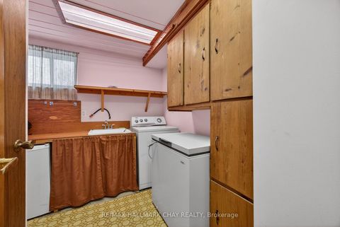 Photo 36 at 15 Curtiss Court, Grove East, Barrie