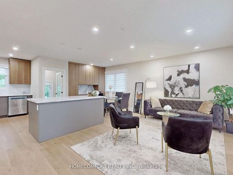 Photo 4 at 270 Brighton Avenue, Bathurst Manor, Toronto