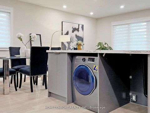 Photo 12 at 270 Brighton Avenue, Bathurst Manor, Toronto