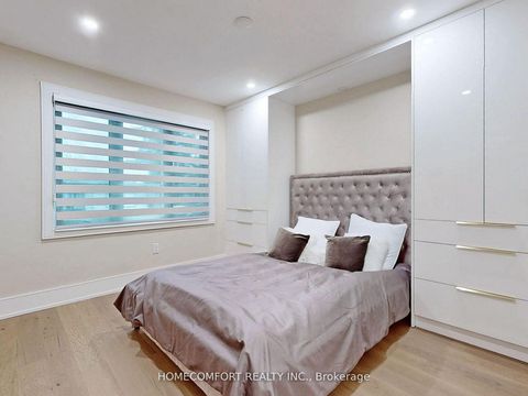 Photo 17 at 270 Brighton Avenue, Bathurst Manor, Toronto