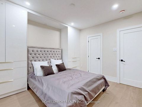 Photo 19 at 270 Brighton Avenue, Bathurst Manor, Toronto