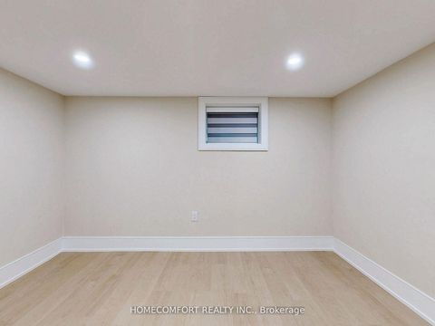 Photo 29 at 270 Brighton Avenue, Bathurst Manor, Toronto