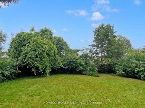 Photo 36 at 270 Brighton Avenue, Bathurst Manor, Toronto