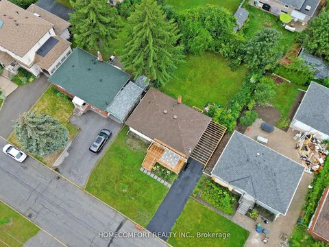 Photo 37 at 270 Brighton Avenue, Bathurst Manor, Toronto